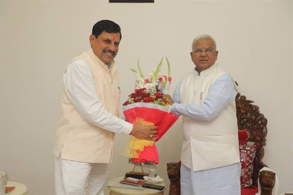 Governor at governance event